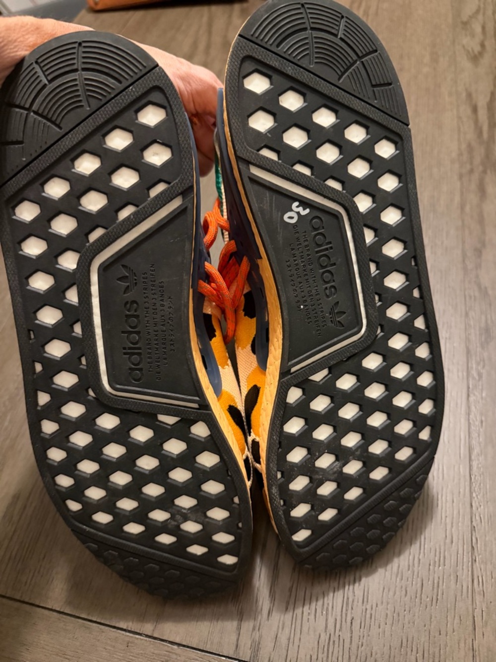 Adidas x Pharrell Hu NMD 'Animal Print minor marks on toes Sz 12.5 - Picture 7 of 7